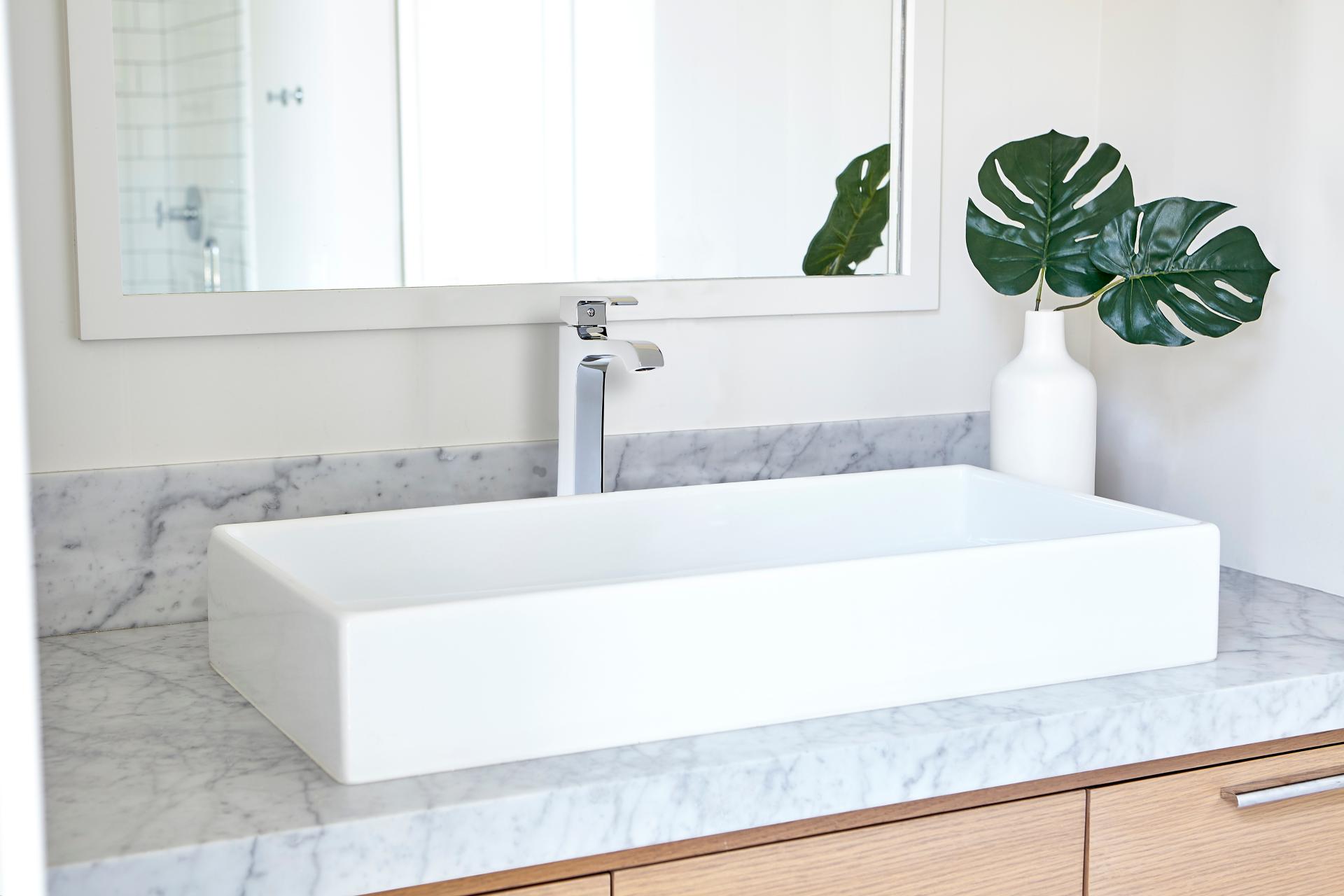Bacci Bathroom Collection