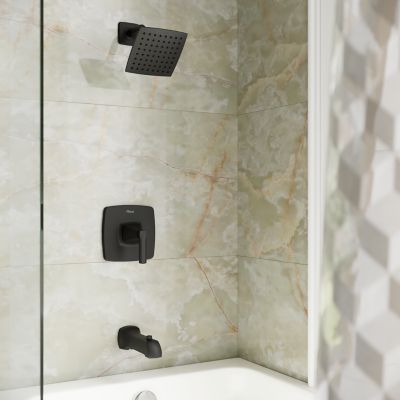 Vaneri Bathroom Tub and Shower