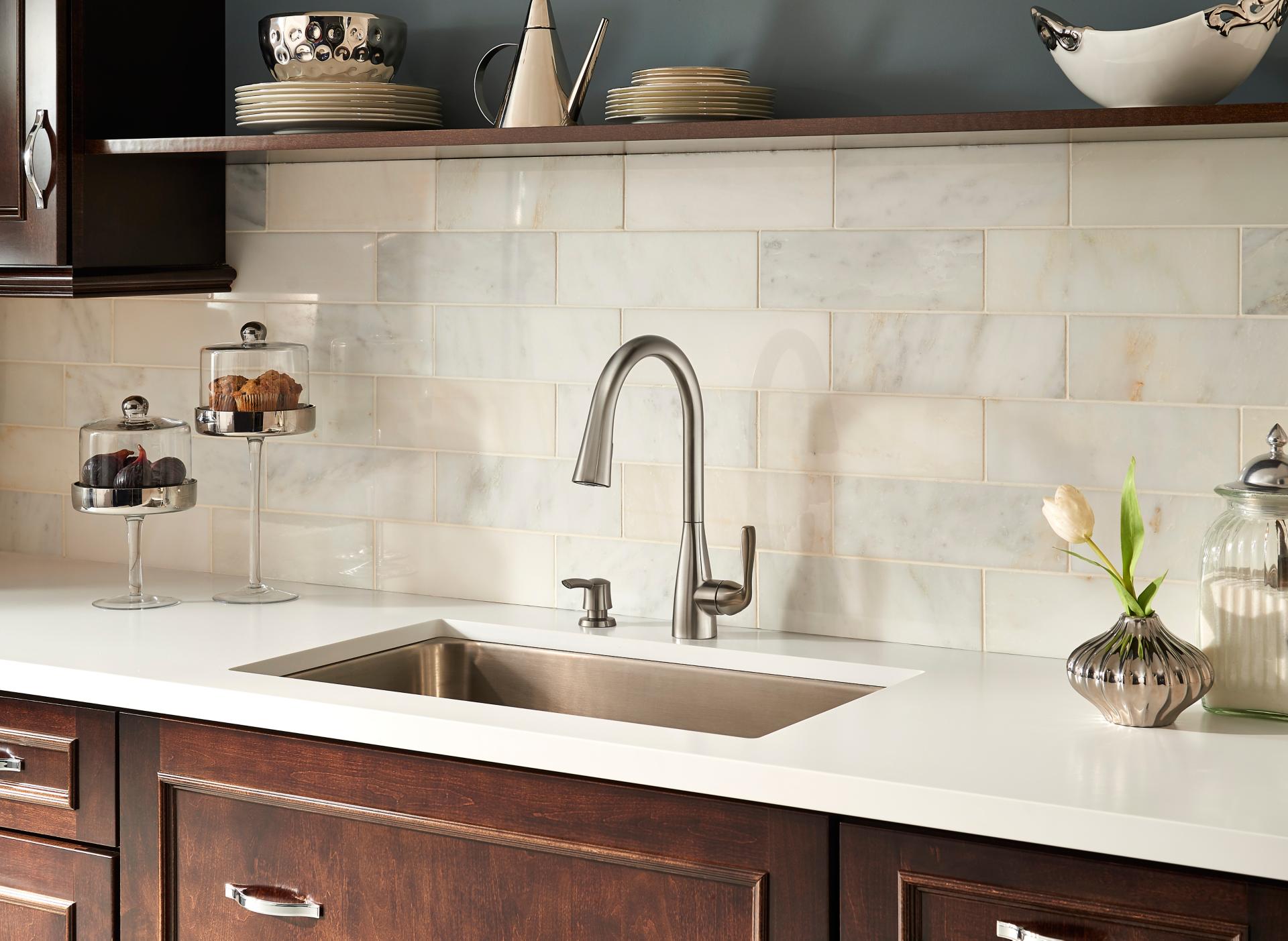 Lima Kitchen Faucet Collection | Pfister Faucets