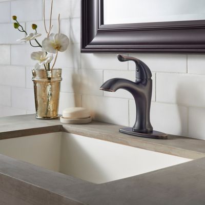 Product Vignette for pf_elden_lf-042-edyy_v2